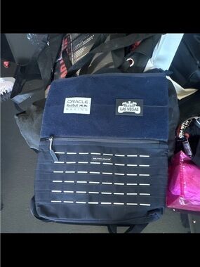 Oracle Red Bull Racing Navy Men’s Crossbody Backpack
